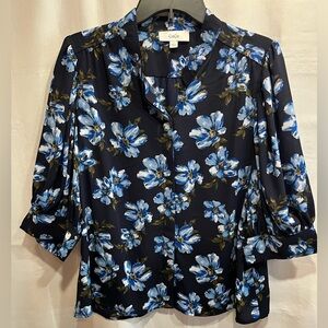 CeCe Short Sleeve Button Up Blouse Blue Floral Size Large